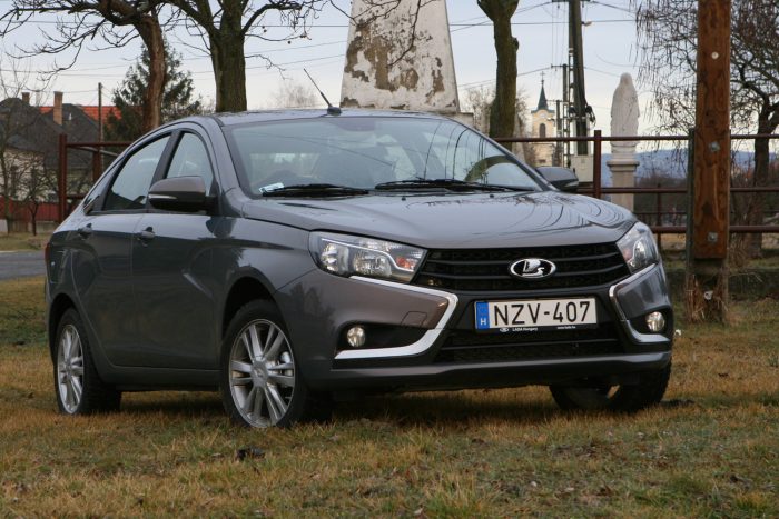 Imádják a magyarok az új Ladákat