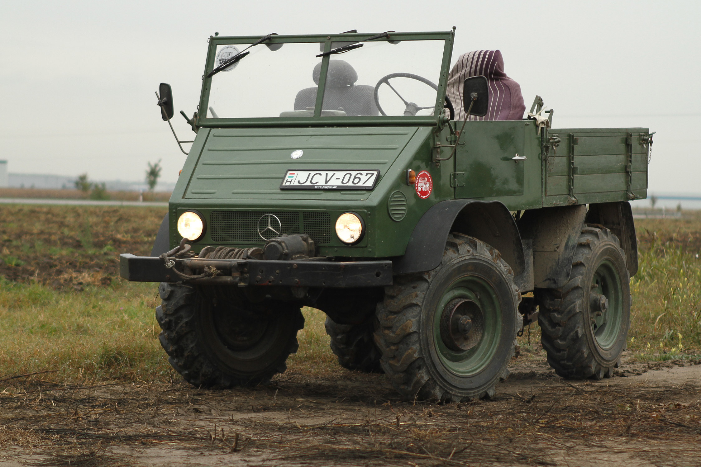 Unimog a tyúkolból 4