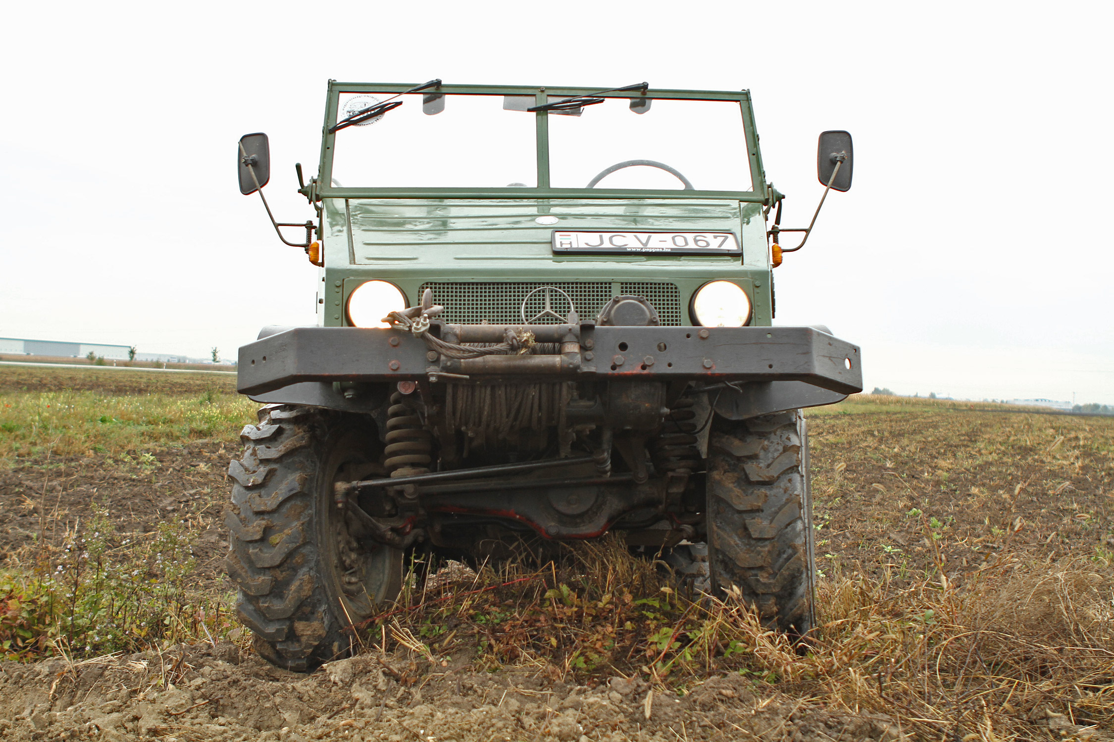 Unimog a tyúkolból 26