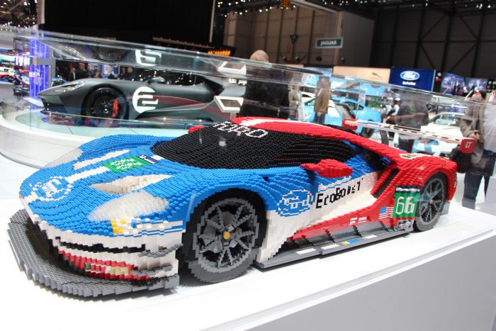 Ilyen Legókat még Nyíregyházán sem láttak 2 Az aktuális Ford GT versenyautó mása 1:3 arányban, három hét alatt készült el,