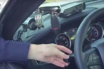 Ahogy ez a rendőr elmagyarázza az indexet, annál nem találsz ma jobbat