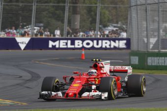 Vettel: Sikolt az autó, hogy keményebben nyomjad!