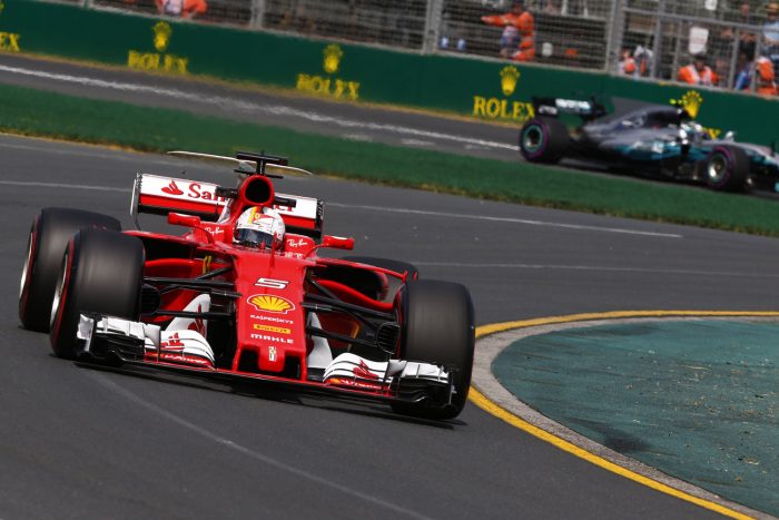 F1: Vettel pályarekorddal az élen, az újonc a falban