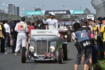 F1: Lewis Hamilton önéletrajzi filmet tervez