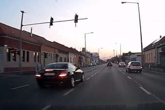 Videón egy roppant merész szombathelyi előzés