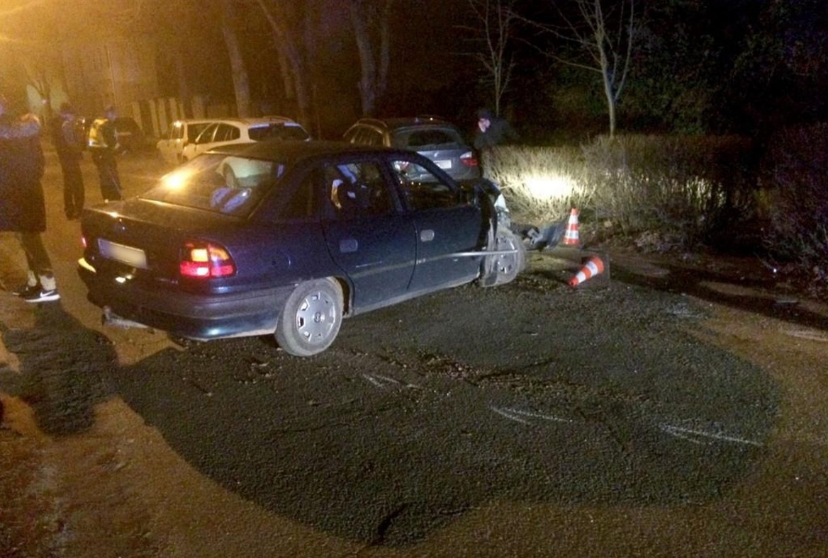 Ittas sofőr zúzott parkoló autókat Nyíregyházán 6