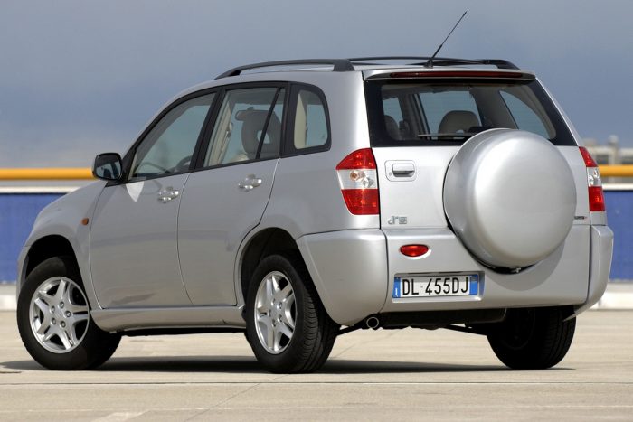 Top 10: Egzotikus családi autók 2 millióig 11 DR Motor DR5