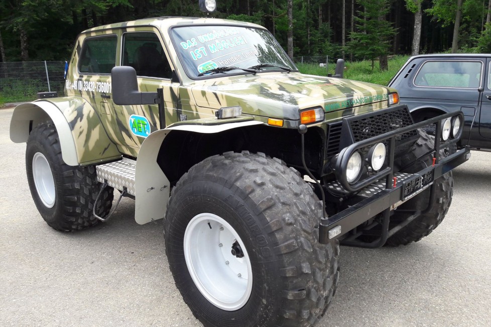 Ferrari motoros Lada Niva és GT-R-t verő orosz 4×4-es 11