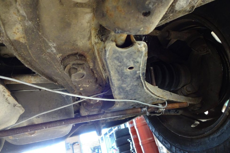 Döbbenetes, mit találtak a Suzuki alatt a szerelők 3 | Vezess 18012679_1340474729333481_1457210792_o