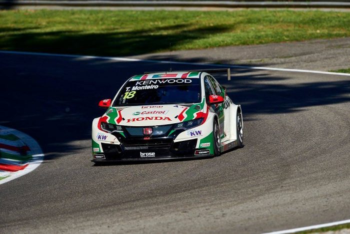 Első helytől lökték el Micheliszt