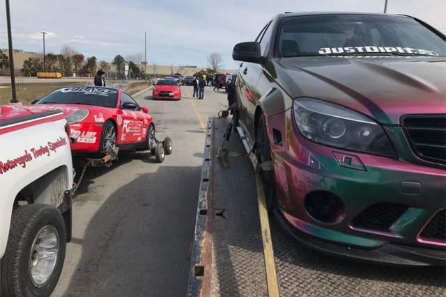 Lefoglalták a zsaruk az autópályán vagánykodók autóit