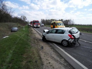Megrázó fotókon a 4-es úton történt tragédia