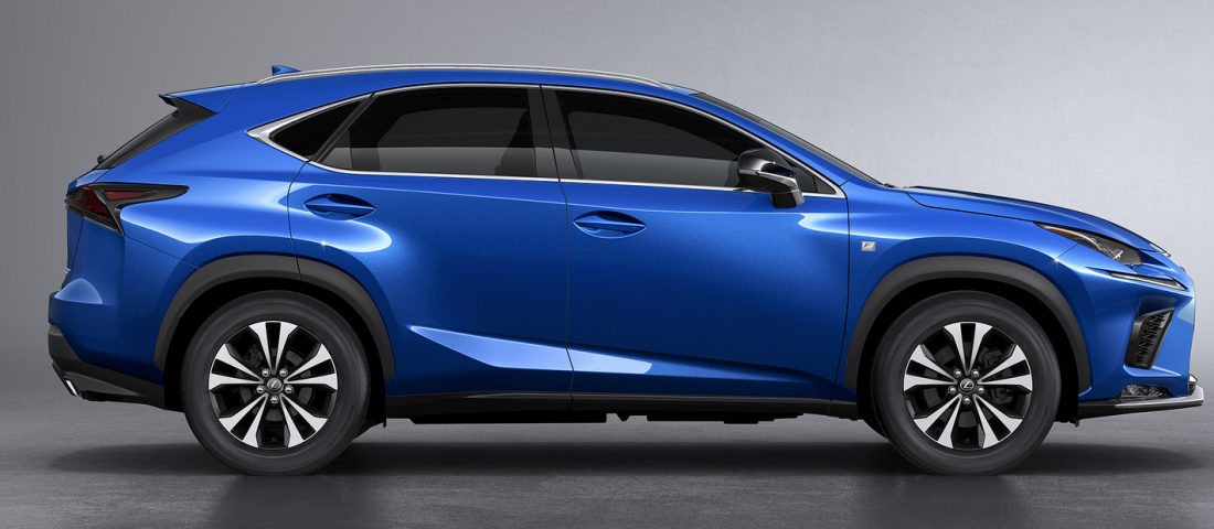 Megújult a legfiatalosabb Lexus