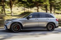 Mercedes AMG GLC 63 – Tátott szájú versenybálna 18