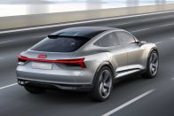 Terepkupéként villog az Audi A7 26