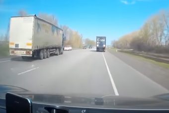 Egészen félelmetes, ahogy elalszik a volán mögött a kamionos