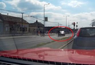 Kegyetlen biciklisgázolást videóztak Budapesten