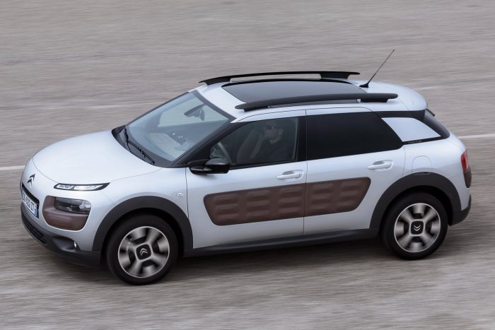 Halálos csapdába ejt a luxusterepjáró 4 citroen_c4_cactus_16