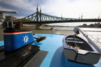 Mindig is érdekelt, milyen egy dunai teherhajó? Megmutatjuk belülről.