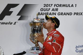 Vettel: Imádom ezt csinálni!