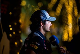 F1: A Red Bull kicsinálja Sainz karrierjét?