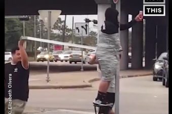 Az élő KRESZ-tábla a legbetegebb dolog, amit mostanában láttunk