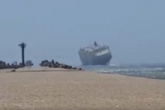 A hajó nem kicsi, de azért a szél az úr - egészen félelmetes