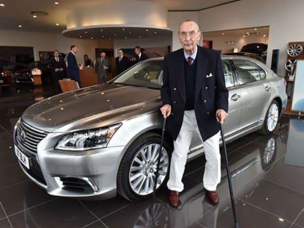 Meglepte leghűségesebb vevőjét a Lexus