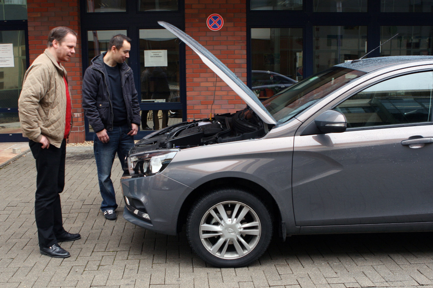 Mit ér a Lada, ha nem segíti nosztalgia? 20