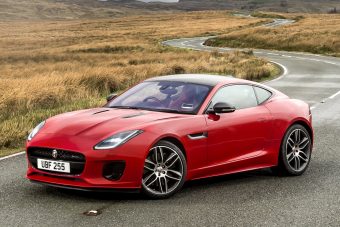 Négyhengeres motort kap a Jaguar F-Type