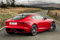 Négyhengeres motort kap a Jaguar F-Type 2