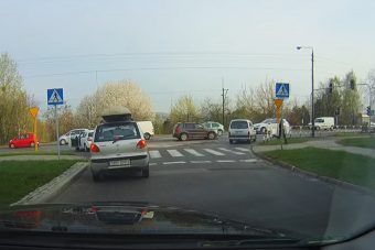 Kereszteződésben ennél zseniálisabb dolgot még nem láttunk