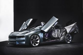 Négy szárnyas ajtóval vadít a Volvo kínai testvérmárkája