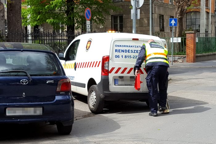 Százezerszer büntették meg az autósokat 4 Mcikkbe4