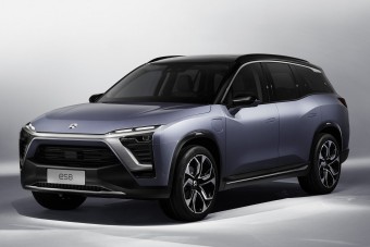 Szupersportkocsi után szabadidőjármű egy épp csak létező márkától