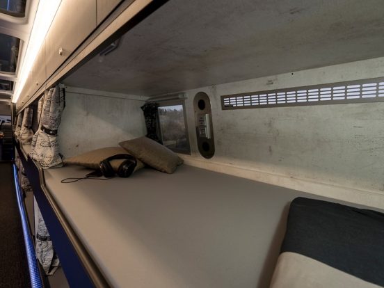 P_Bus_IOD_HappyDay_width_740