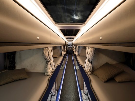 P_Bus_IOT_HappyDay_width_740