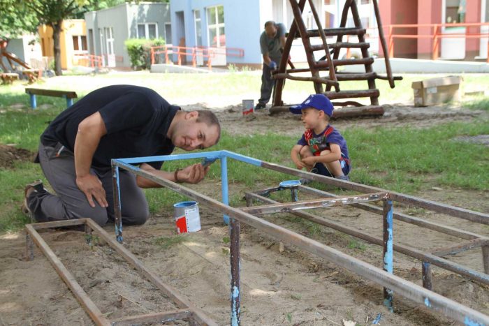 Óvodáknak segít a magyar abroncsgyár