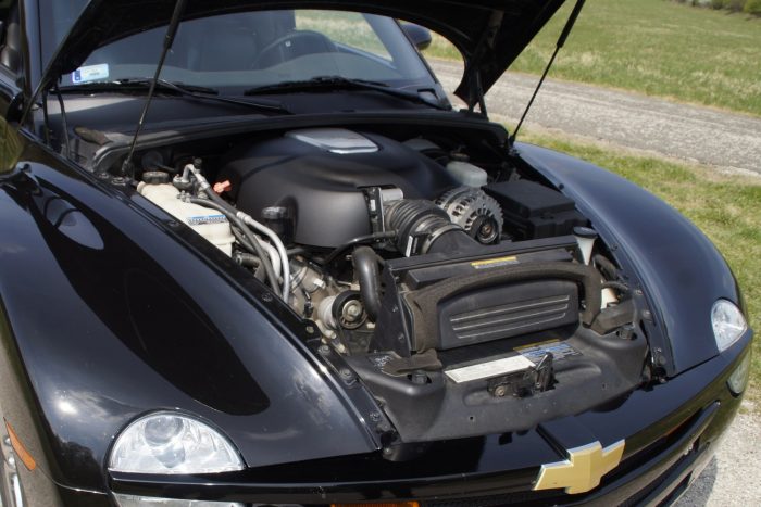 A GM legjobb vicce: kabrió kisteher Corvette-motorral 7 A hatliteres V8 nyomórudas vezérlésű, hengerenként kétszelepes