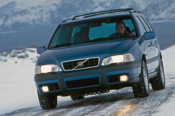 Ma 90 éves a Volvo, isten éltesse! 7 Volvo V70 XC