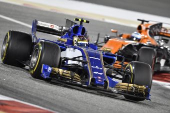 F1: A Sauber-pilóták tapsolnak a legrosszabb motornak