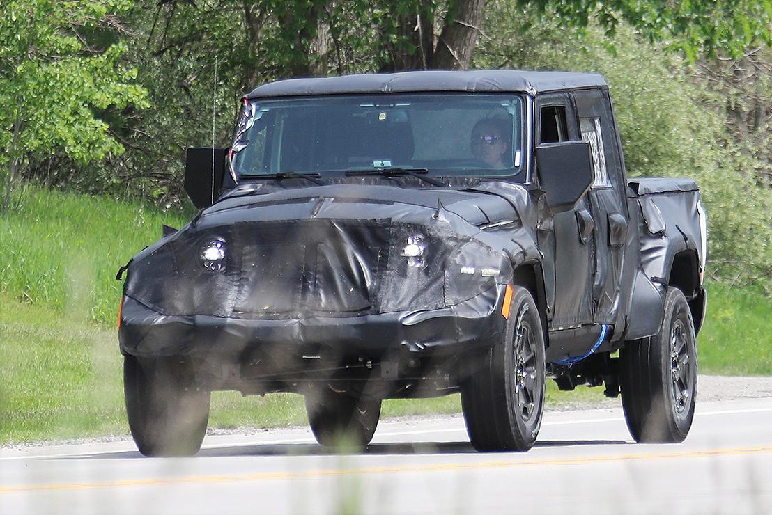 Megcáfolhatatlan tény: jön a Jeep Wrangler pickup 1