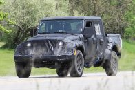 Megcáfolhatatlan tény: jön a Jeep Wrangler pickup 16