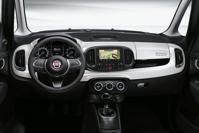 Megújult a Fiat 500L család 7