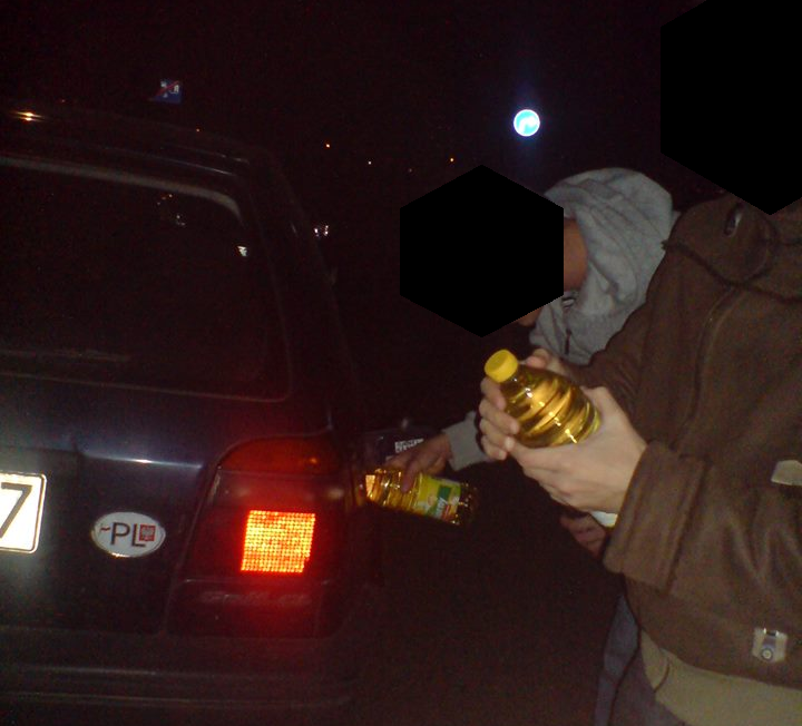 15 súlyos kép az autós tákolás legviccesebb szintjéről 3