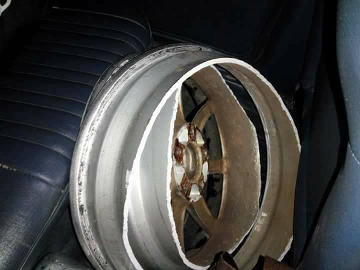 15 súlyos kép az autós tákolás legviccesebb szintjéről 12