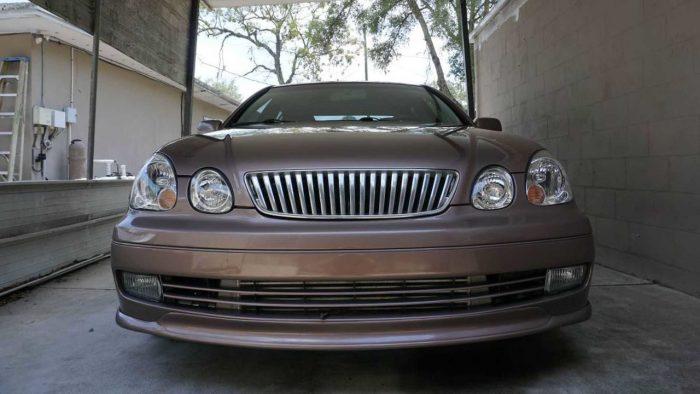 Népes ménes lakik ebben a Lexusban