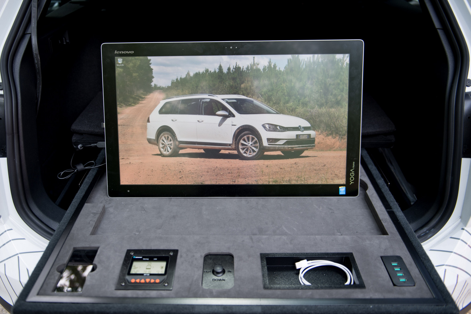 30-golf_alltrack_country_concept_7179 | Vezess | Vezess