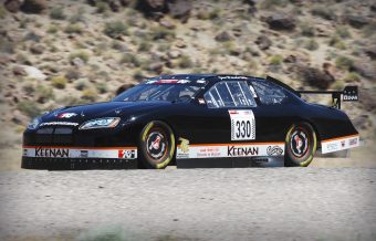 400 km/órás legális száguldás közúton