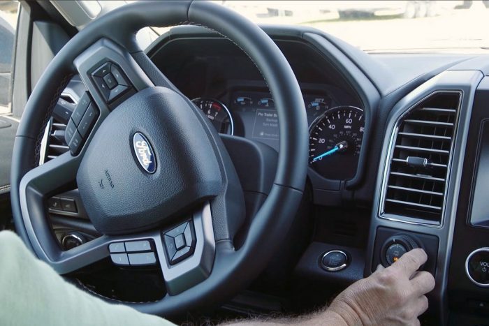 Óriás Forddal öröm a vontatás 2